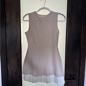 Elegant Beige Sleeveless Dress